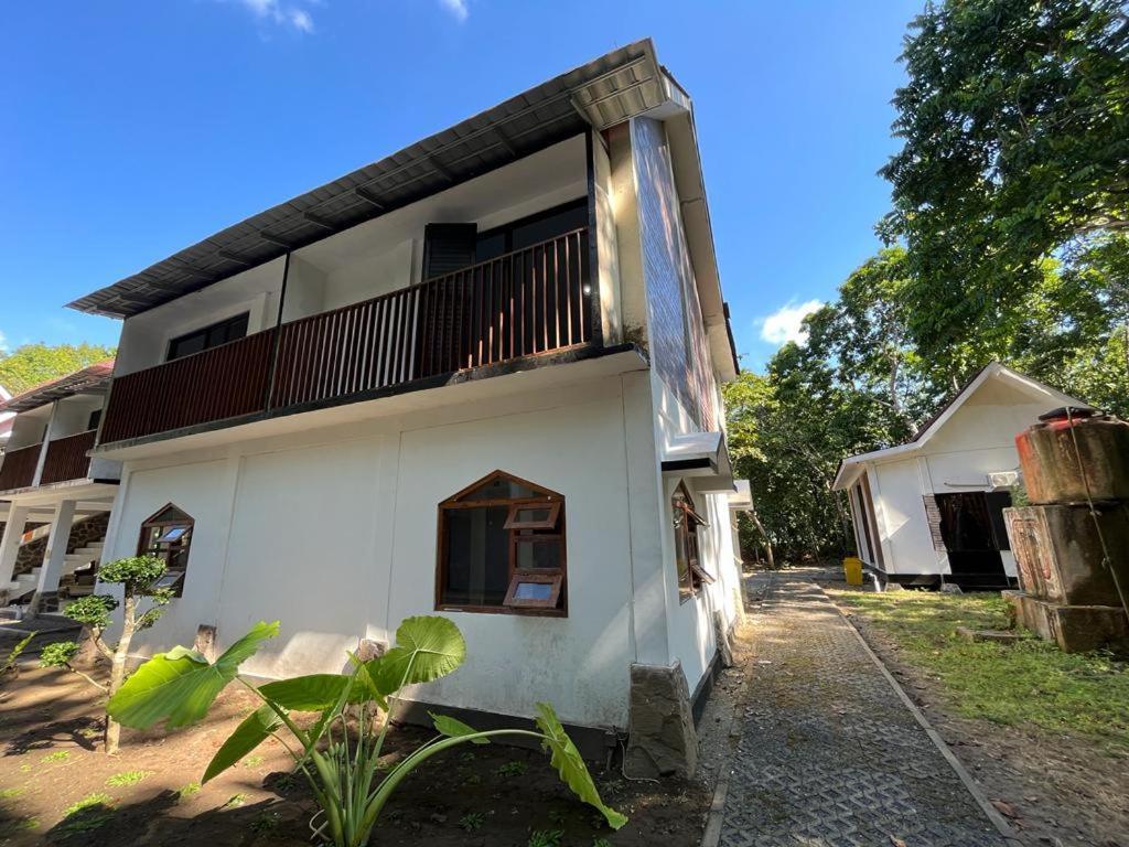 Capital O 92612 Penginapan D'Alas Purwo & Beachnearpadang Savana Sadengan 外南梦 外观 照片