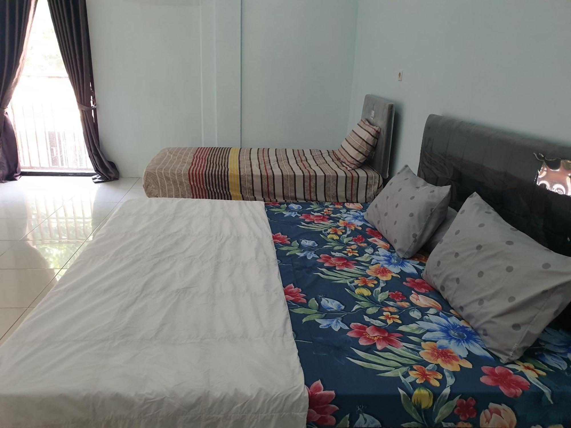 Capital O 92612 Penginapan D'Alas Purwo & Beachnearpadang Savana Sadengan 外南梦 外观 照片